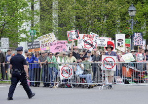 WSJ: Frack Protesters Welcome Obama To Birthplace of Frack Bans