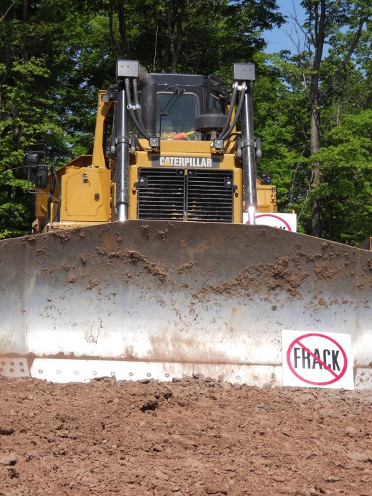 579629_941947248389_1038511034_n