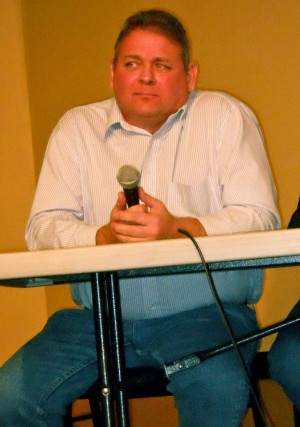 207726_10100176153978199_1293243500_n