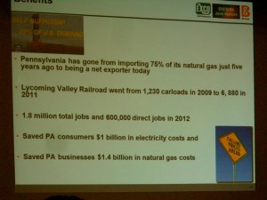 226701_10100178916377329_1447883435_n